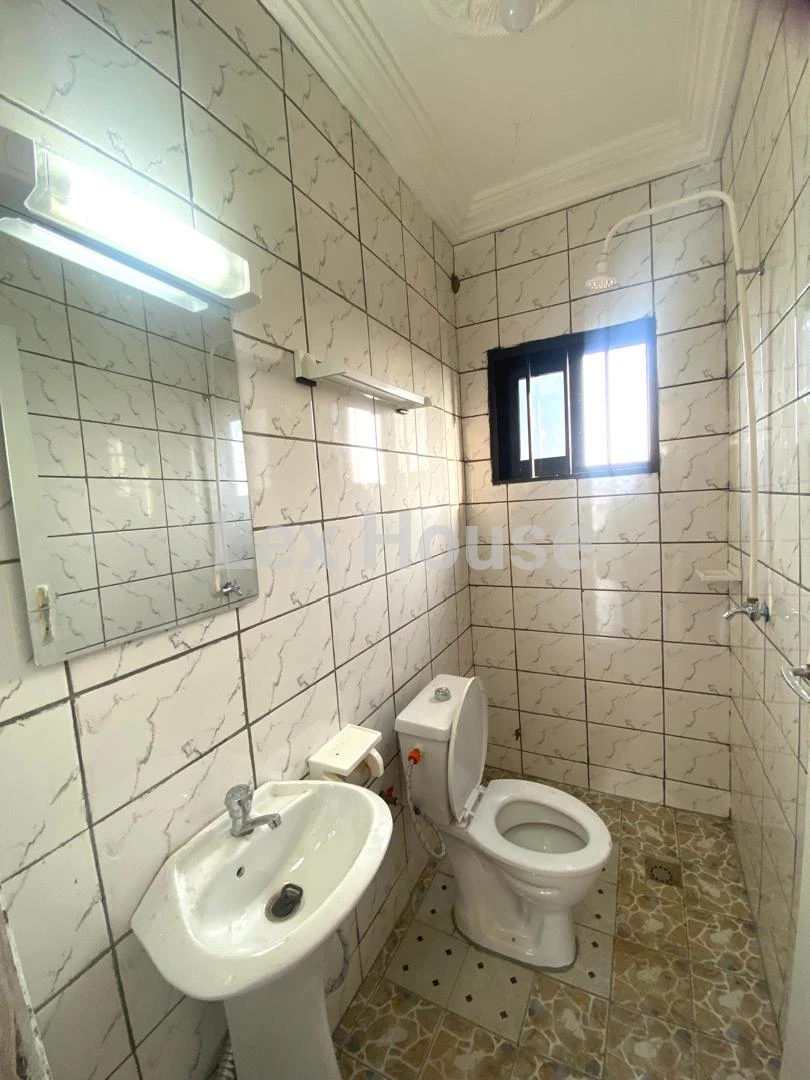 Grid Image 1