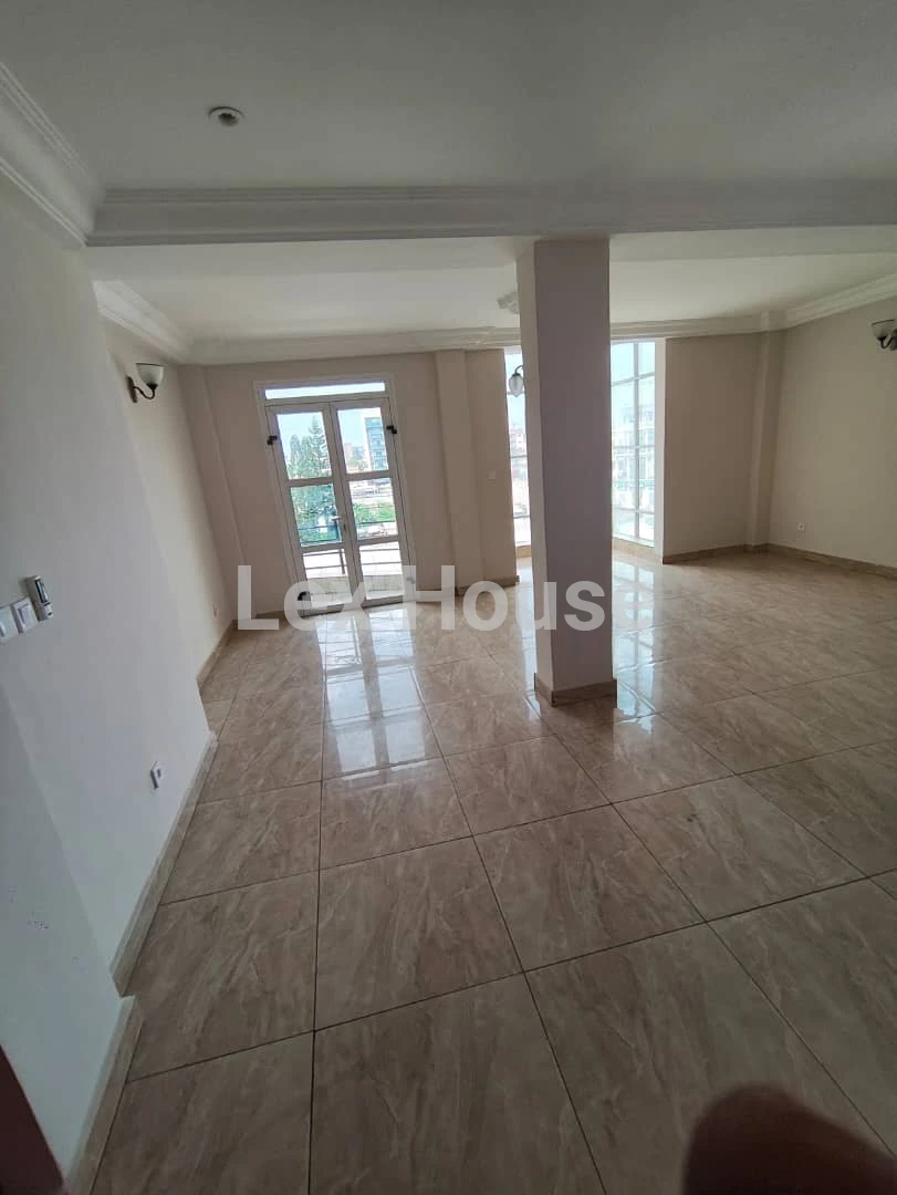 2 Bedroom Apartment for Rent in Bali, Douala