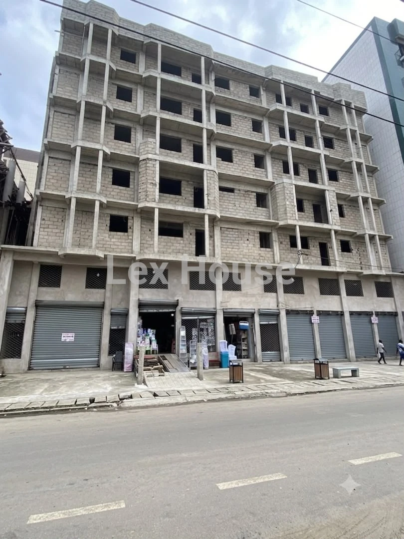 Magazine for Rent in Akwa